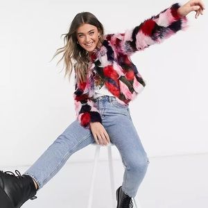 UGG LORENA-I found this gorgeousness in my closet. Never took her outside 🩵